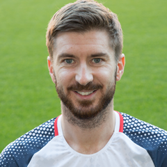 https://img.zergk.com/img/football/player/9df1c6c366b9e36baefd5c556a537818.png