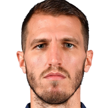 https://img.zergk.com/img/football/player/d184739dba8a2259cf07cd4475e3d409.png